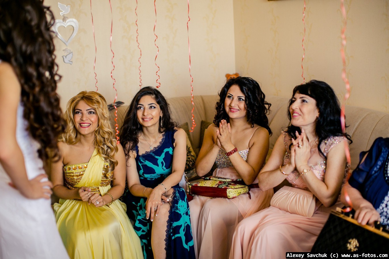 подружки невесты на армянской свадьбе